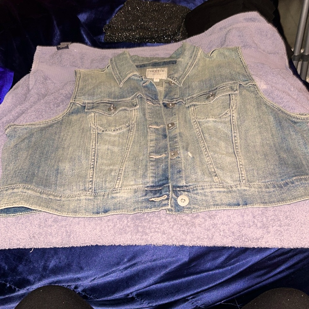 Torrid button up denim vest